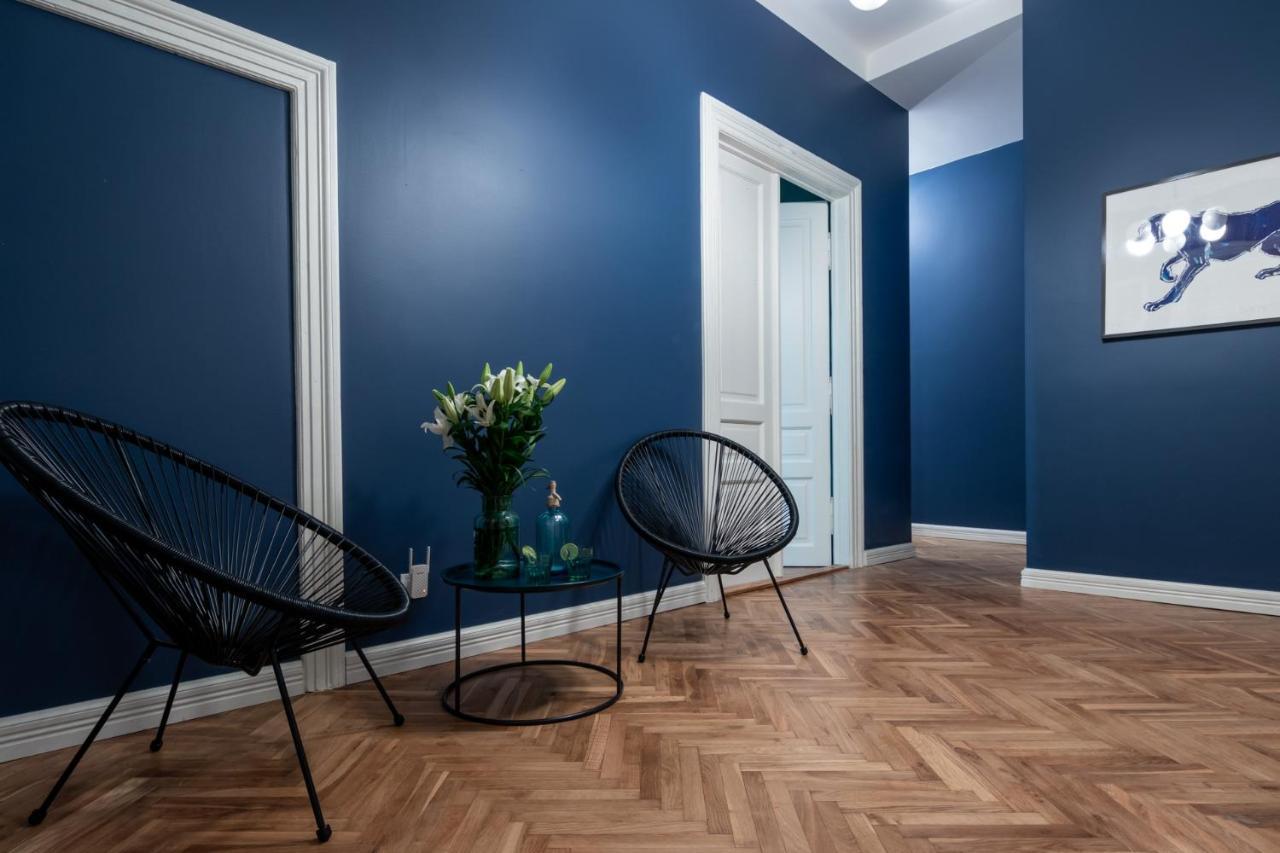 Barbacan Suites - Old Town Apartments - By Upstairs Krakow Luaran gambar