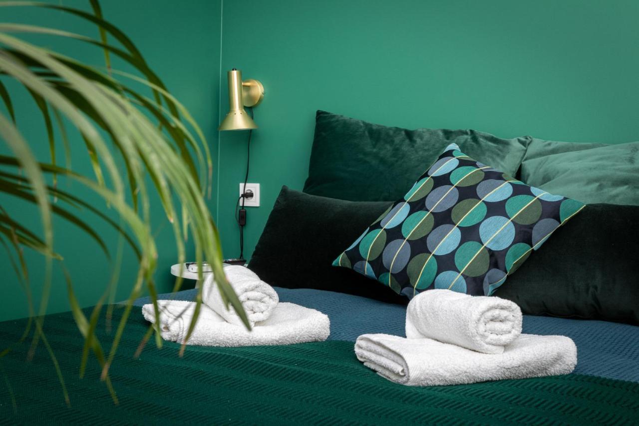 Barbacan Suites - Old Town Apartments - By Upstairs Krakow Luaran gambar